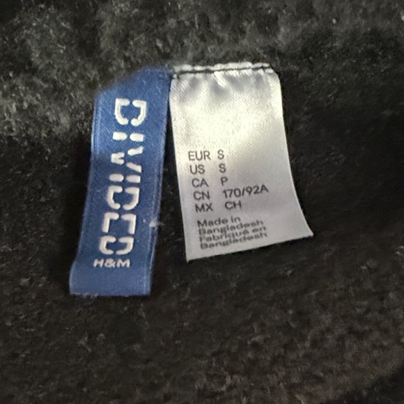 H&M Divided Men’s Black Embroidered Letterman-Style Cardigan Sweater, Size Small - Picture 5 of 7